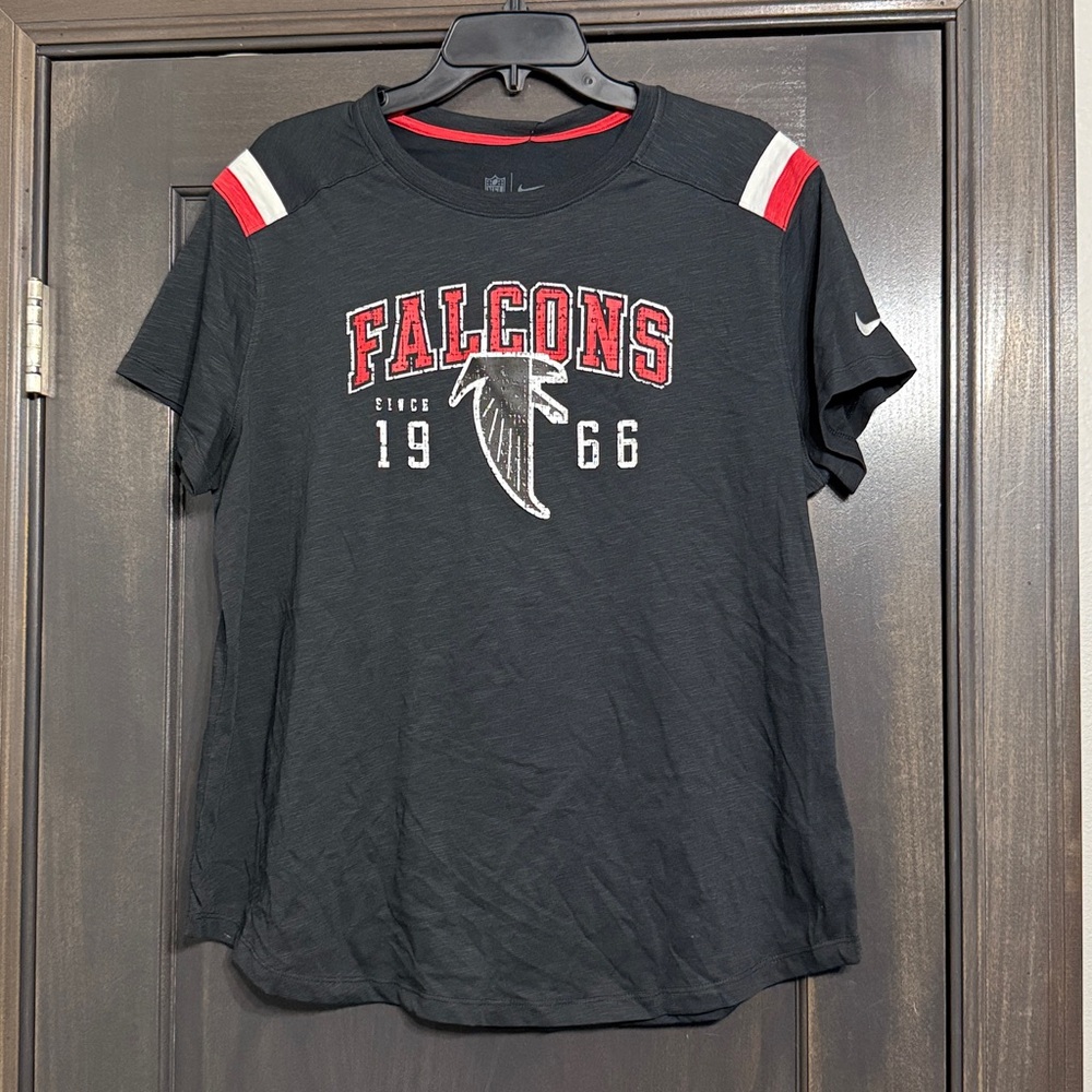 Atlanta Falcons Nike‎ Women's NFL Black T-Shirt - NWT Size XL & S